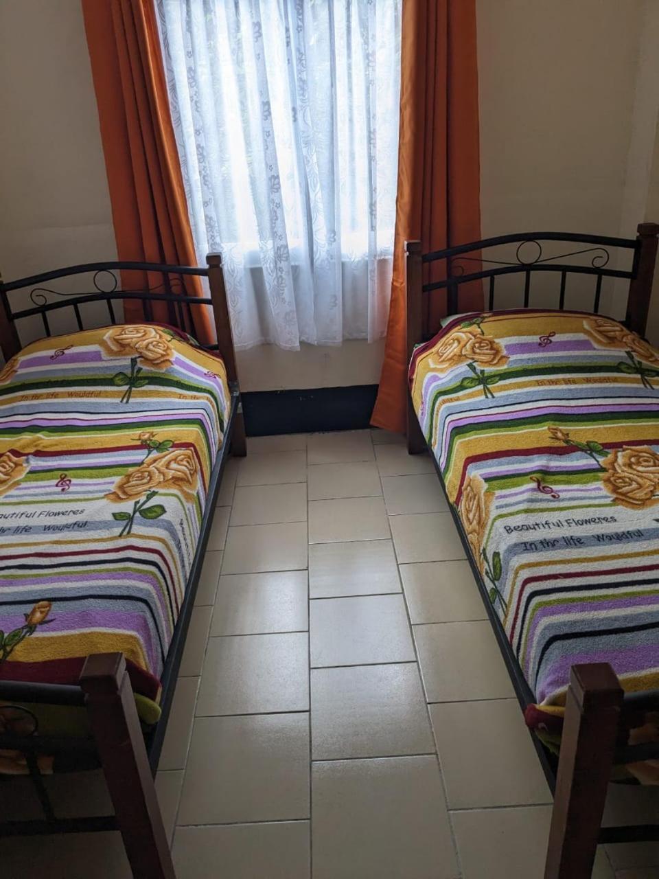 De Kolibrie Appartementen Paramaribo Luaran gambar